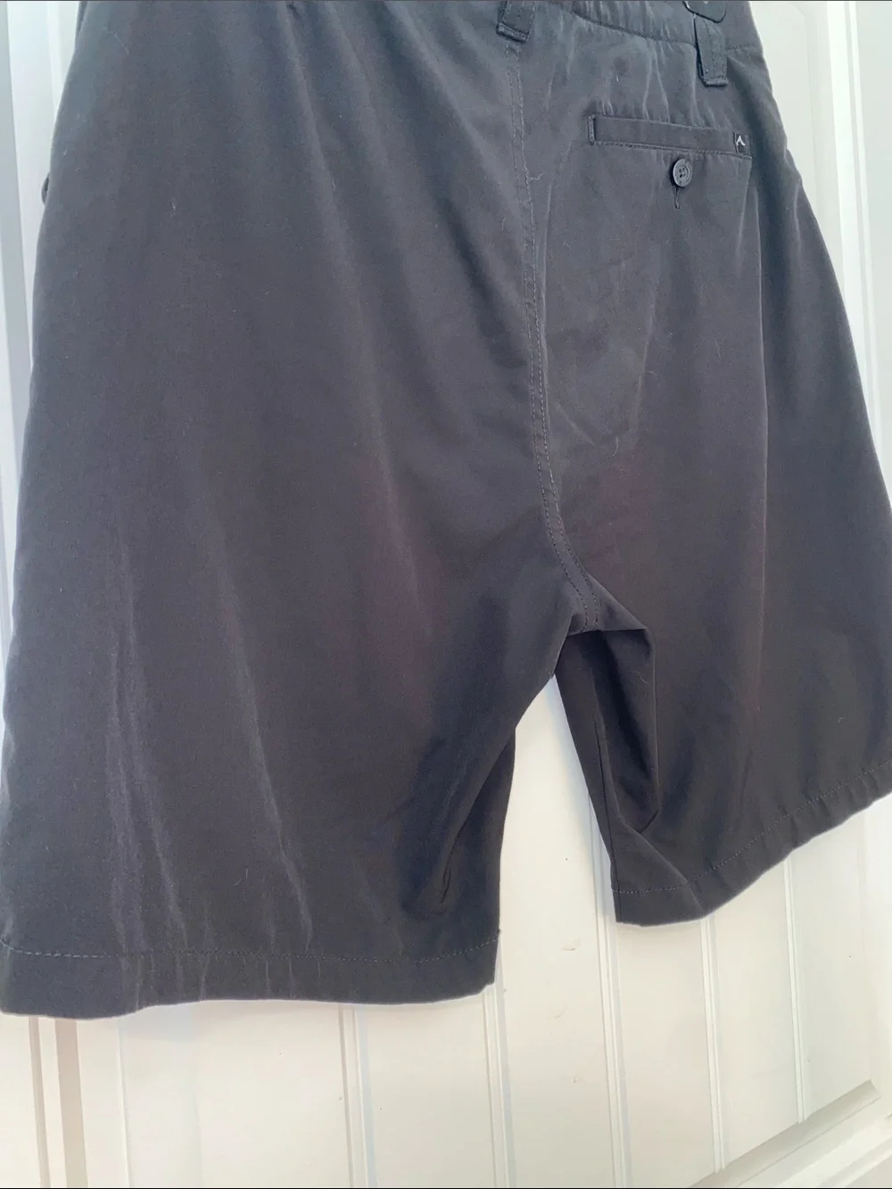 Denali Men's Black Flat-Front Shorts size Waist 32